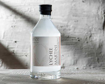 Lychee Martini mit Grey Goose Vodka als Bottled Cocktail
